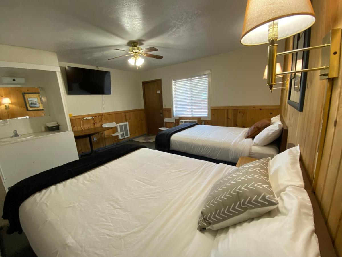 Columbia Point Resort Kettle Falls エクステリア 写真