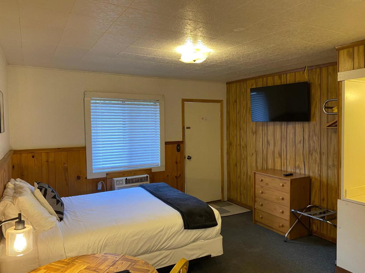 Columbia Point Resort Kettle Falls エクステリア 写真