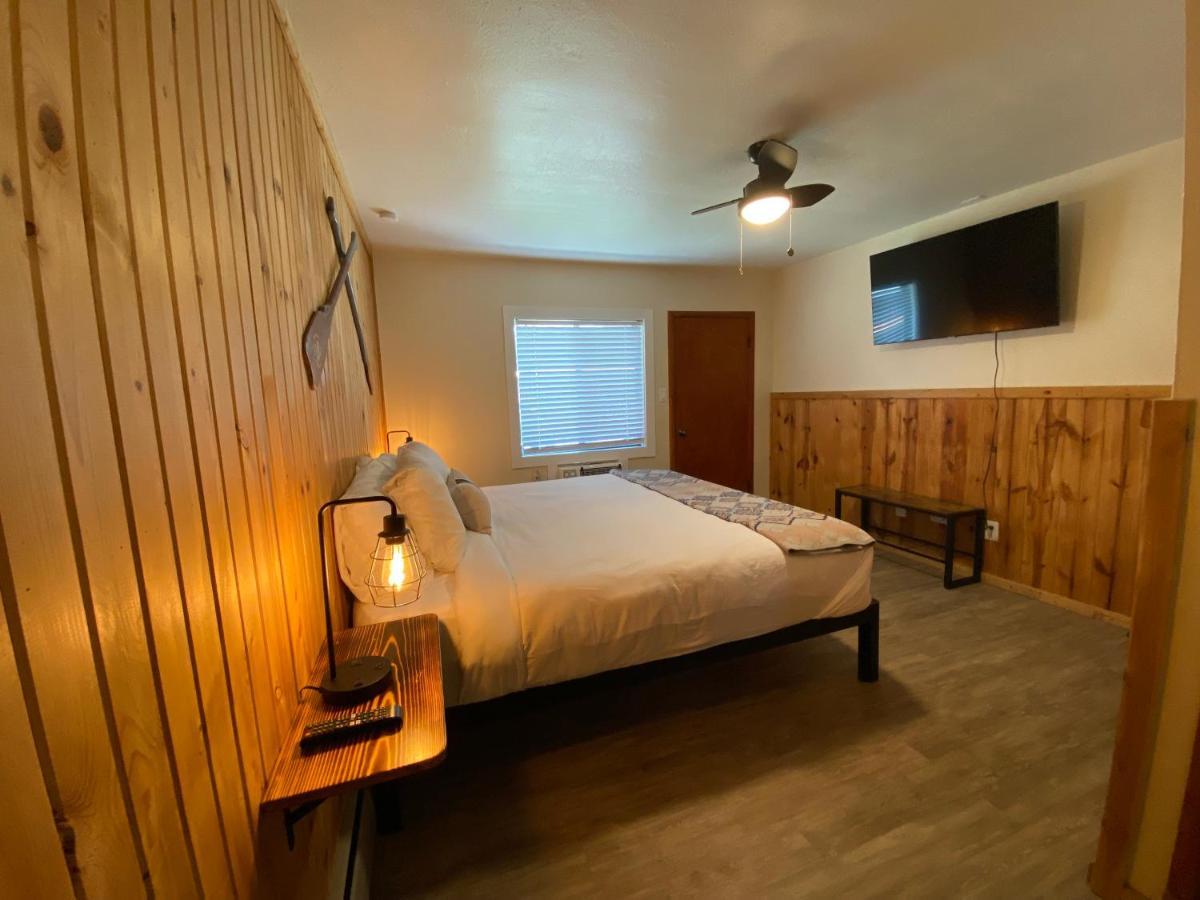 Columbia Point Resort Kettle Falls エクステリア 写真