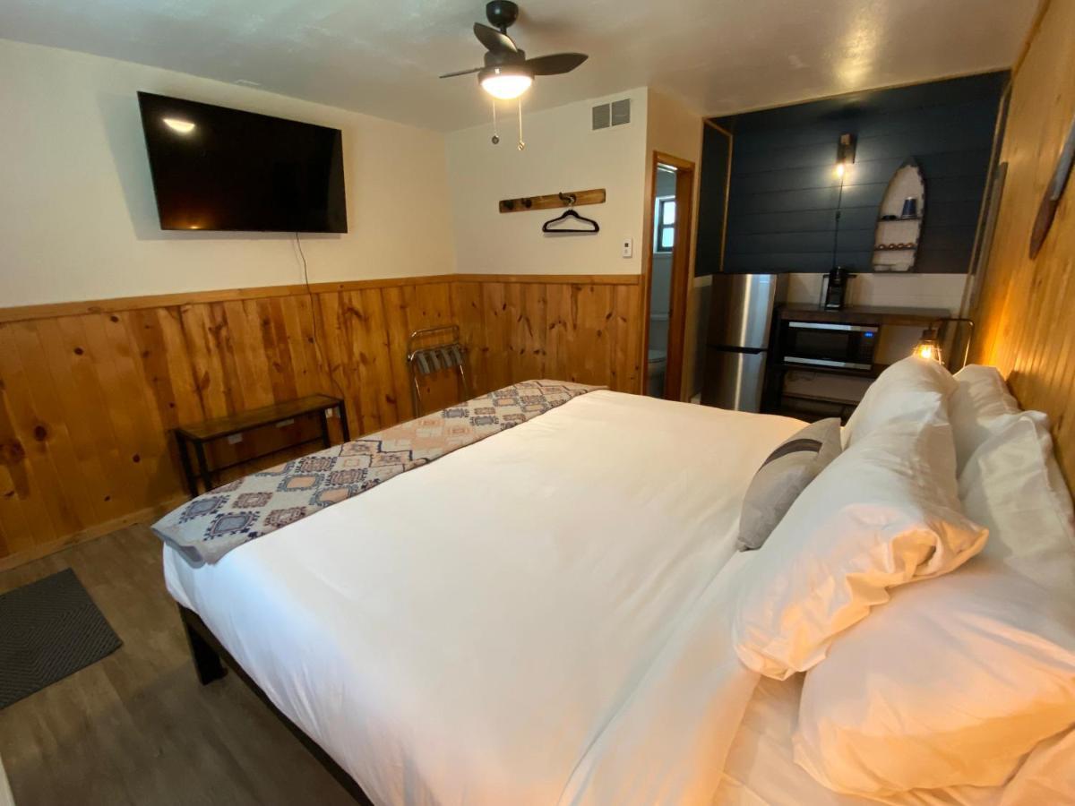 Columbia Point Resort Kettle Falls エクステリア 写真