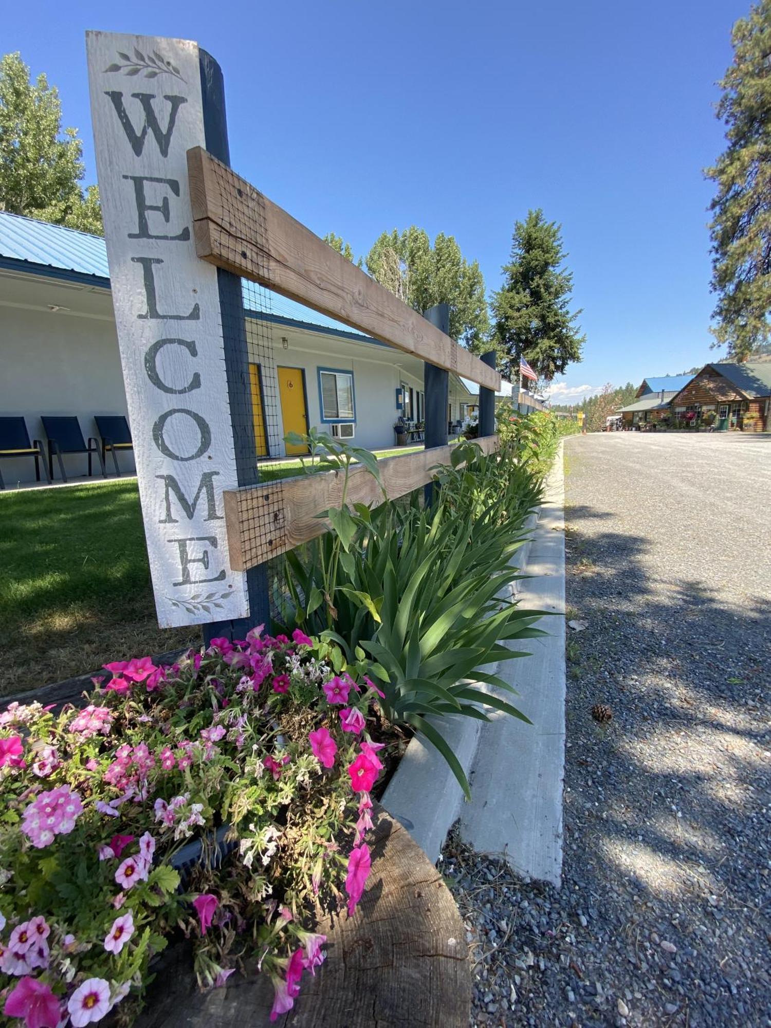 Columbia Point Resort Kettle Falls エクステリア 写真